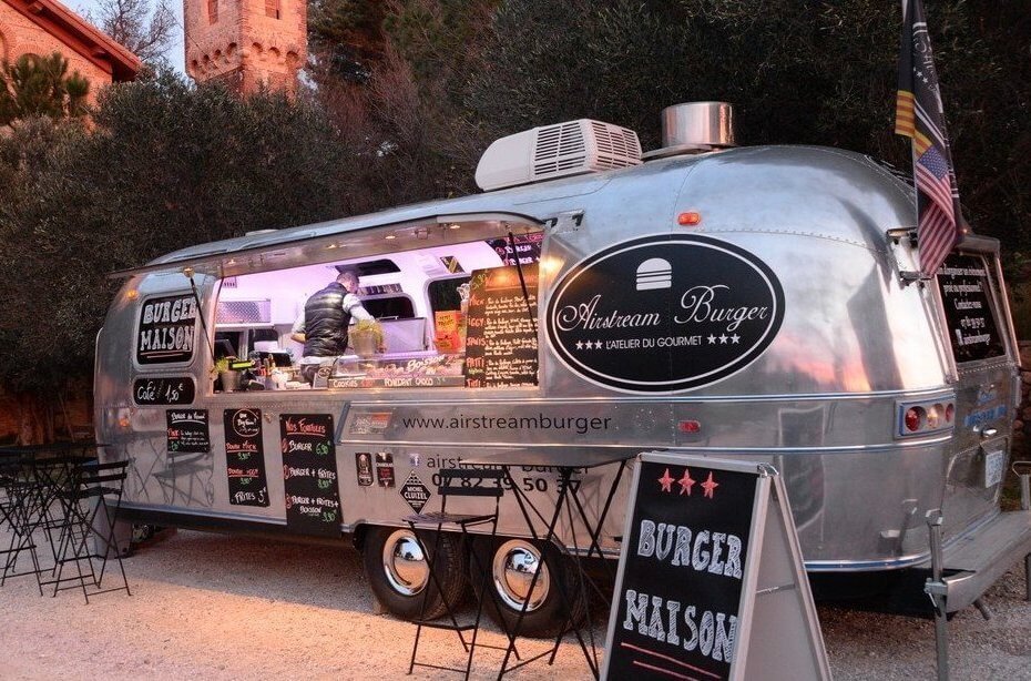 18ft Shawarma Trailer For A Deira Franchise